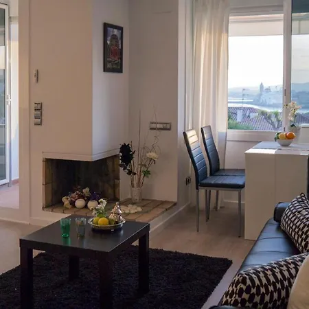 Apartment Apartamento Balmins, Acogedor Que Consta De Terraza Con Hermosas Vistas A La Piscina Al Aire Libre- Pet Friendly By Globalsitges