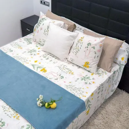 Apartamento Balmins, Acogedor Que Consta De Terraza Con Hermosas Vistas A La Piscina Al Aire Libre- Pet Friendly By Globalsitges Apartment Sitges
